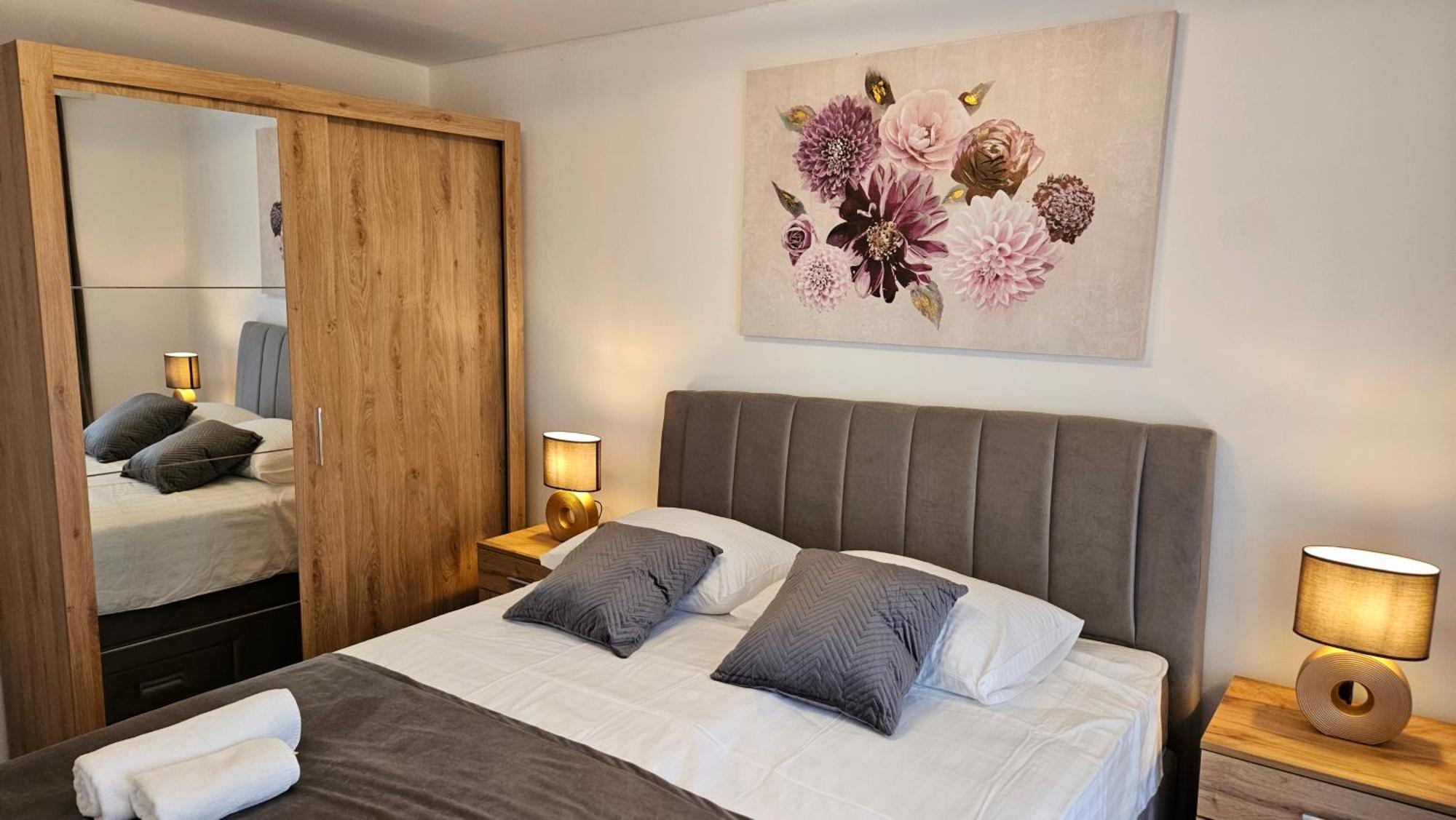 Apartment Zvjezdana 特罗吉尔 外观 照片